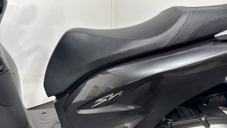 (23MY) Honda SH125i with Top Box